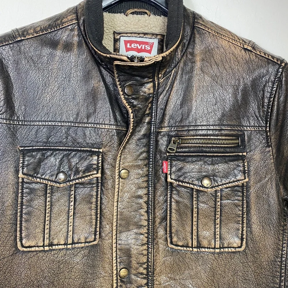 Levi's brown distressed XL faux leather Trucker/biker style jacket - Picture 15 of 15